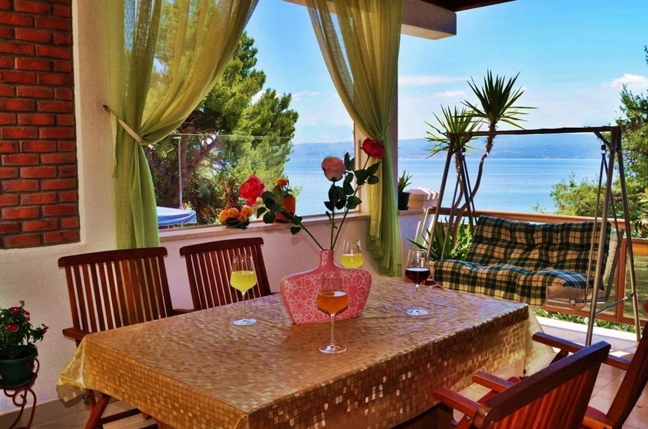 Apartments By The Sea Krilo Jesenice, Omis - 15145 เยเซนิเซ ภายนอก รูปภาพ