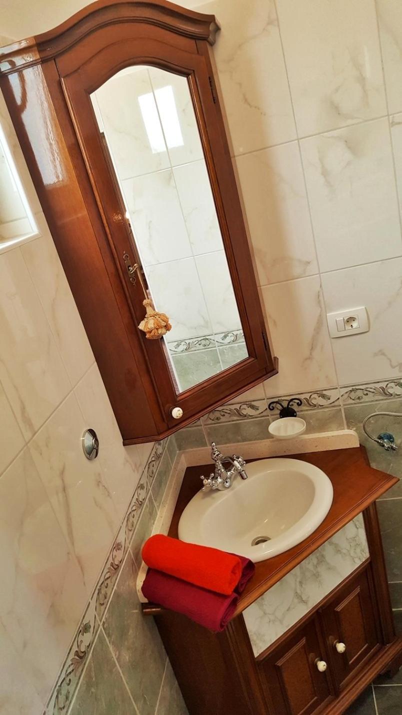 Apartments By The Sea Krilo Jesenice, Omis - 15145 เยเซนิเซ ห้อง รูปภาพ
