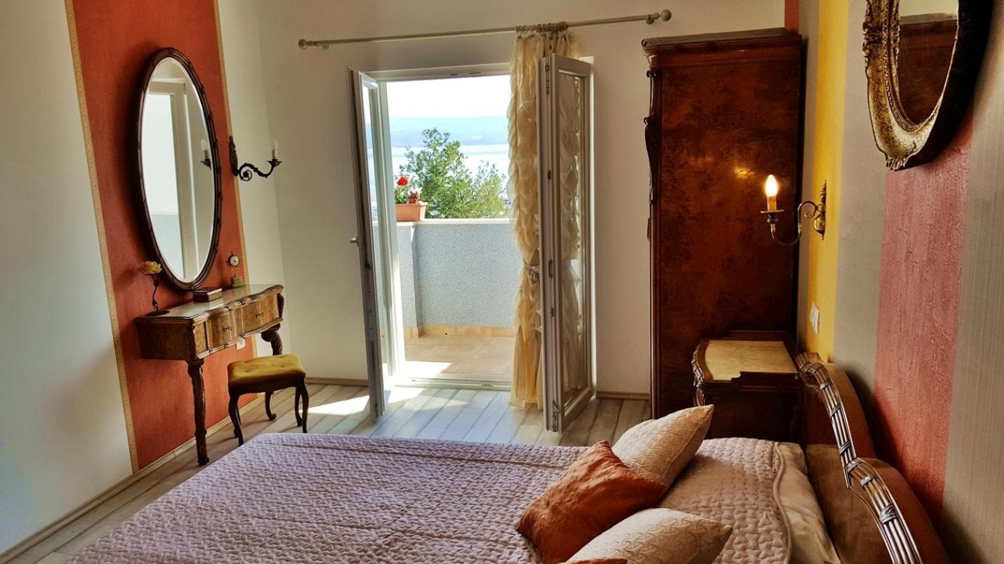 Apartments By The Sea Krilo Jesenice, Omis - 15145 เยเซนิเซ ห้อง รูปภาพ