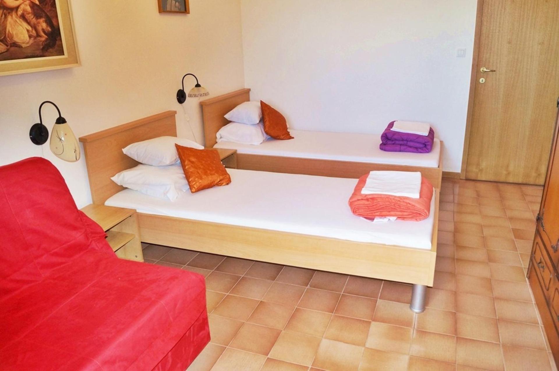 Apartments By The Sea Krilo Jesenice, Omis - 15145 เยเซนิเซ ห้อง รูปภาพ