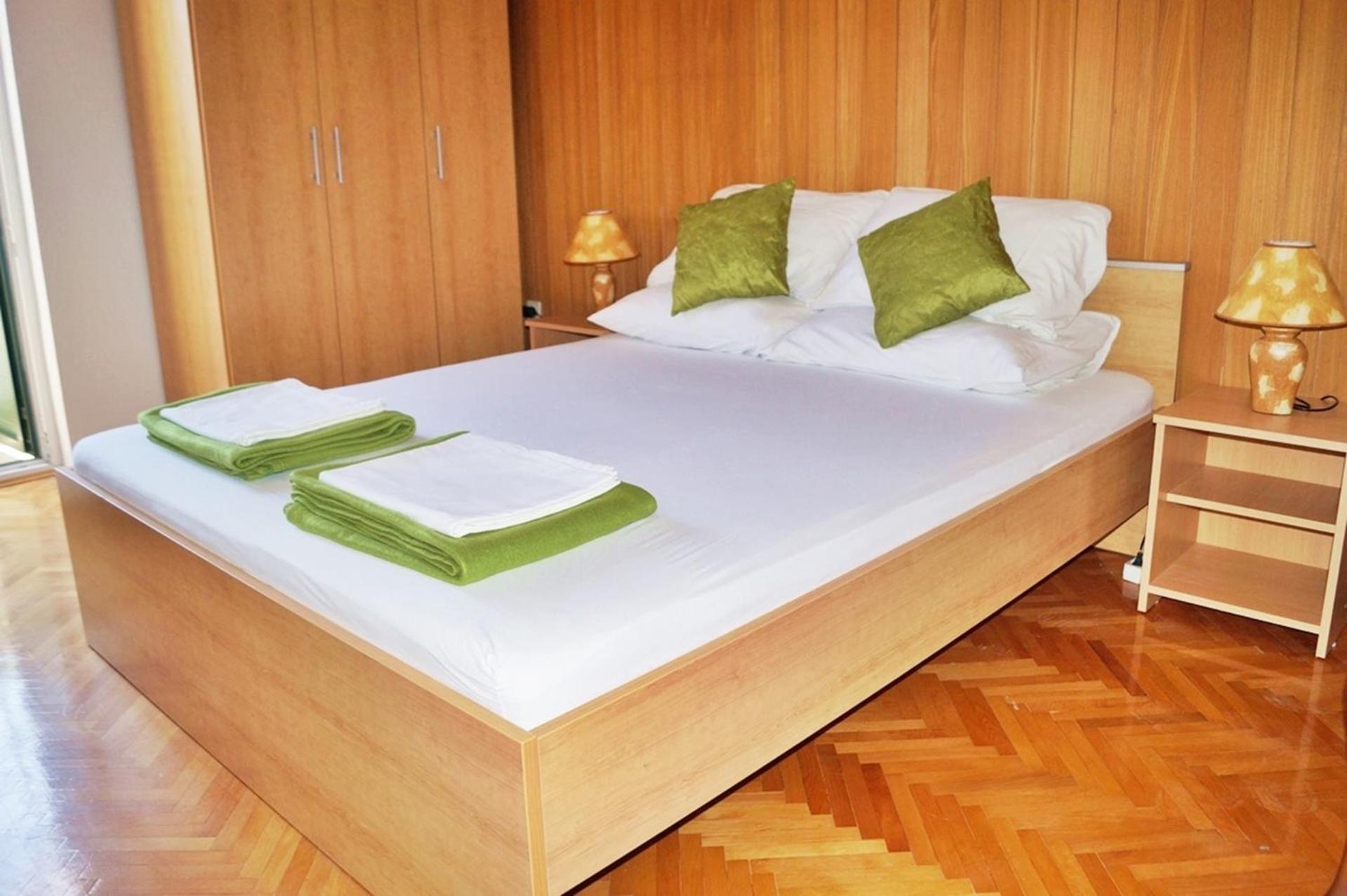 Apartments By The Sea Krilo Jesenice, Omis - 15145 เยเซนิเซ ห้อง รูปภาพ